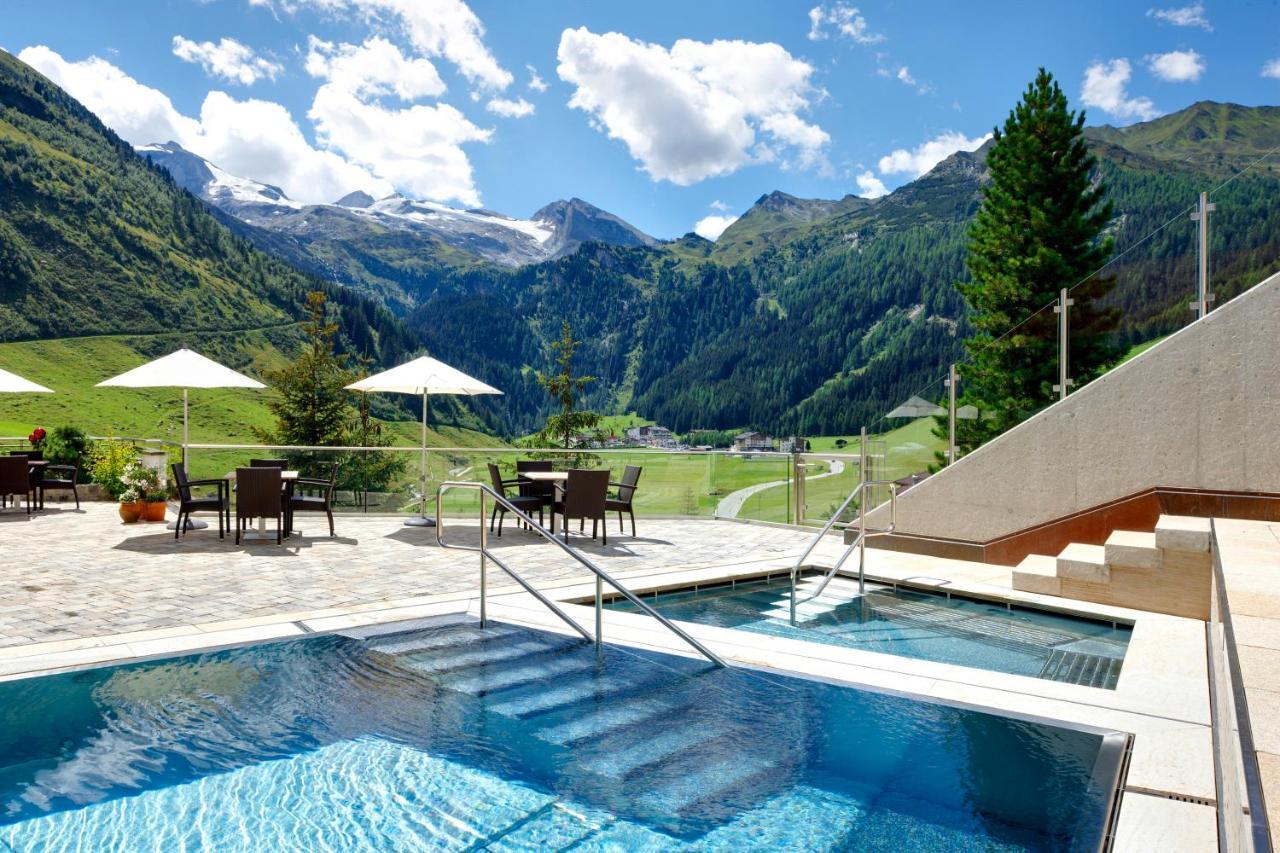 Hotel Berghof Crystal Spa & Sports Tux Exterior foto